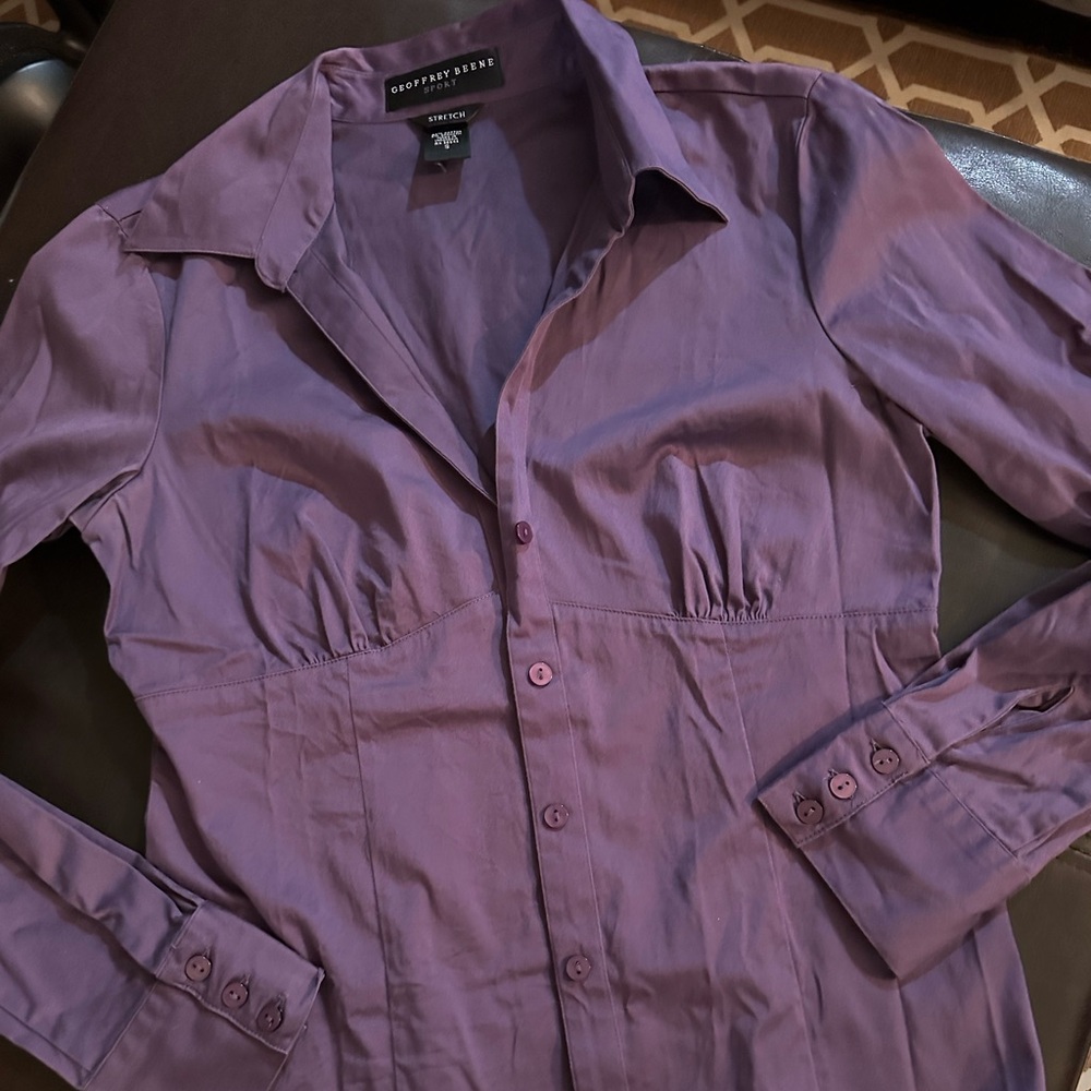 Geoffrey Beene Women's Purple Button Down Shirt
